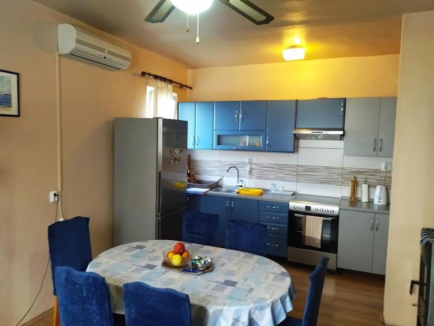 Apartment In Nin With Terrace, Air Conditioning, Wi-Fi Exterior foto